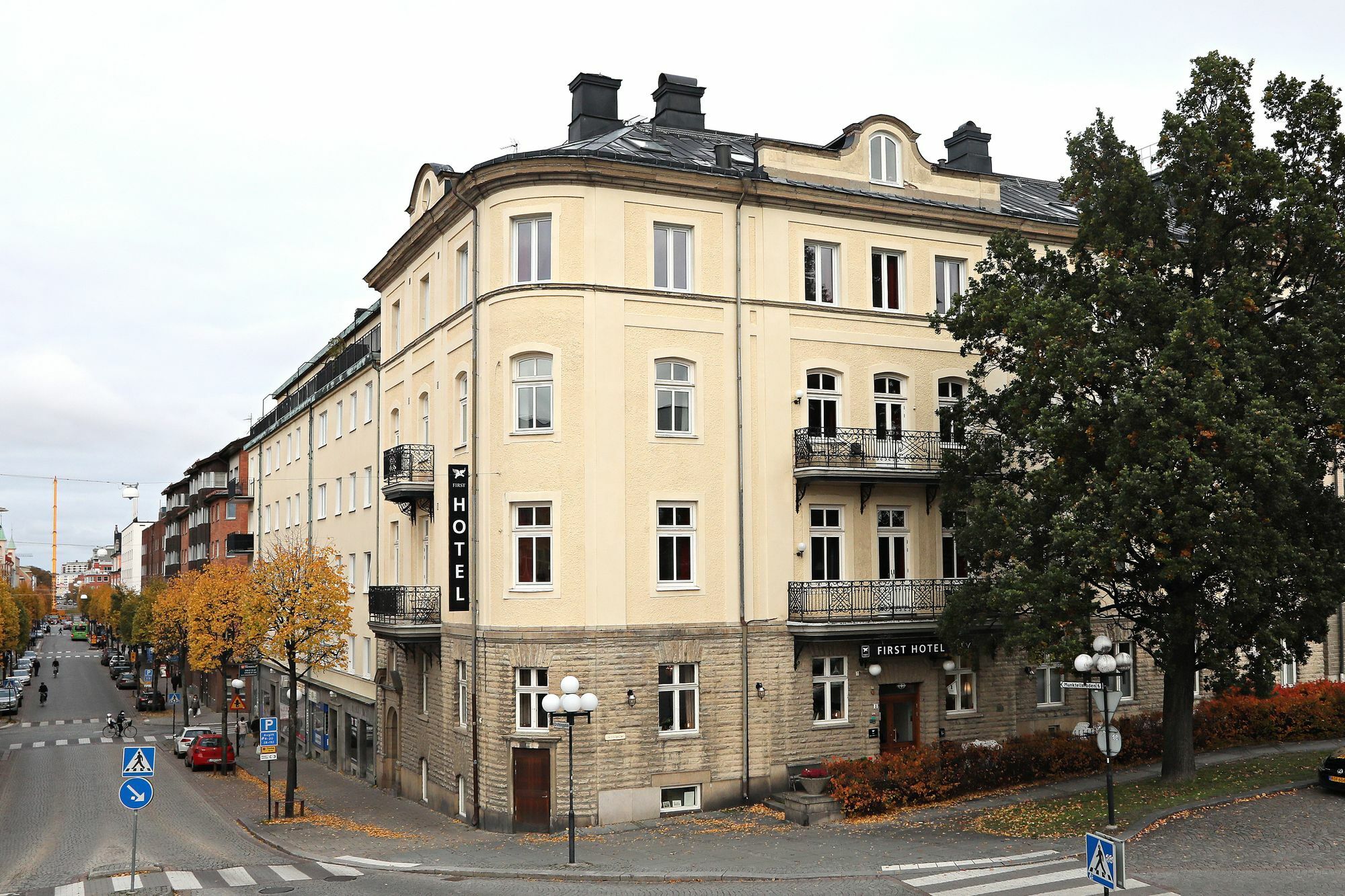 First Hotel City Eskilstuna Exterior photo